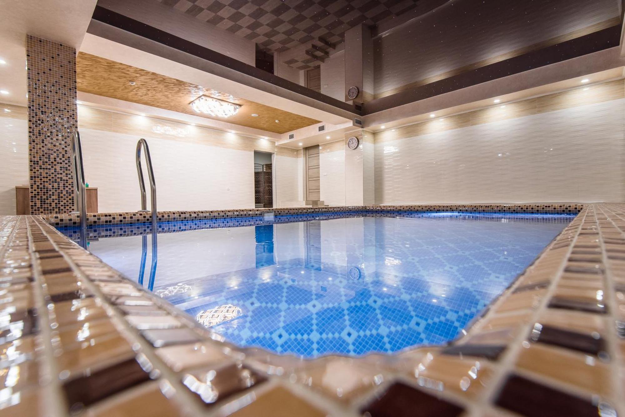 The Royal Mezbon Hotel & Spa Tashkent Exterior photo