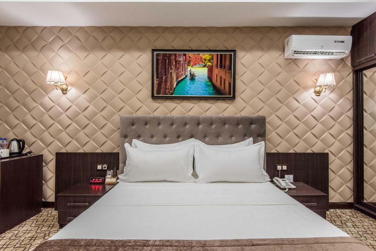 The Royal Mezbon Hotel & Spa Tashkent Exterior photo
