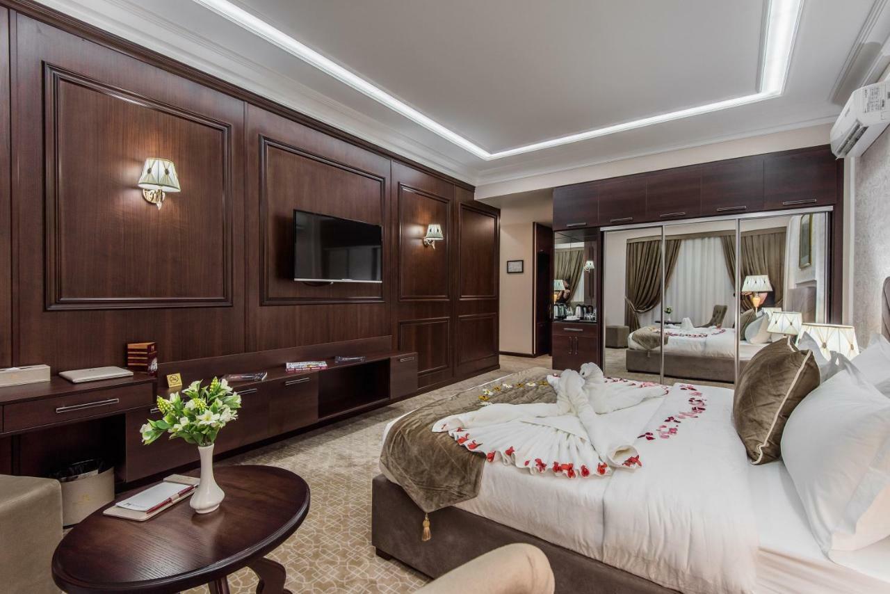 The Royal Mezbon Hotel & Spa Tashkent Exterior photo